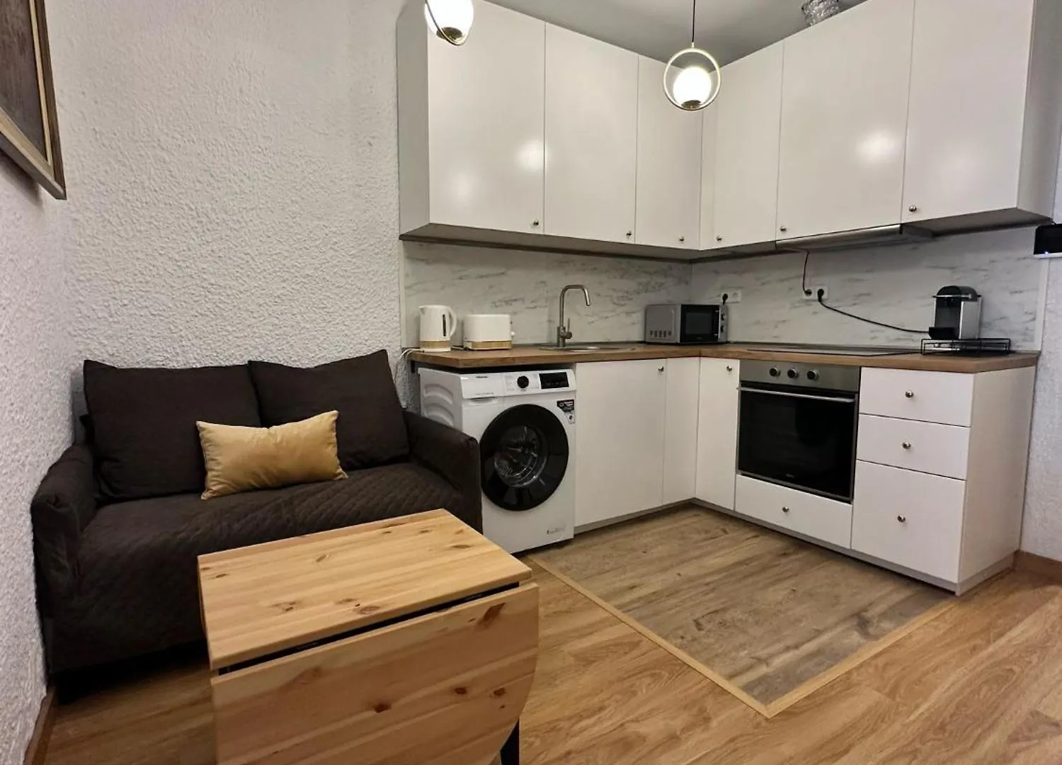 Mi Casa Es Tu Casa Apartment L'Hospitalet de Llobregat Homestay