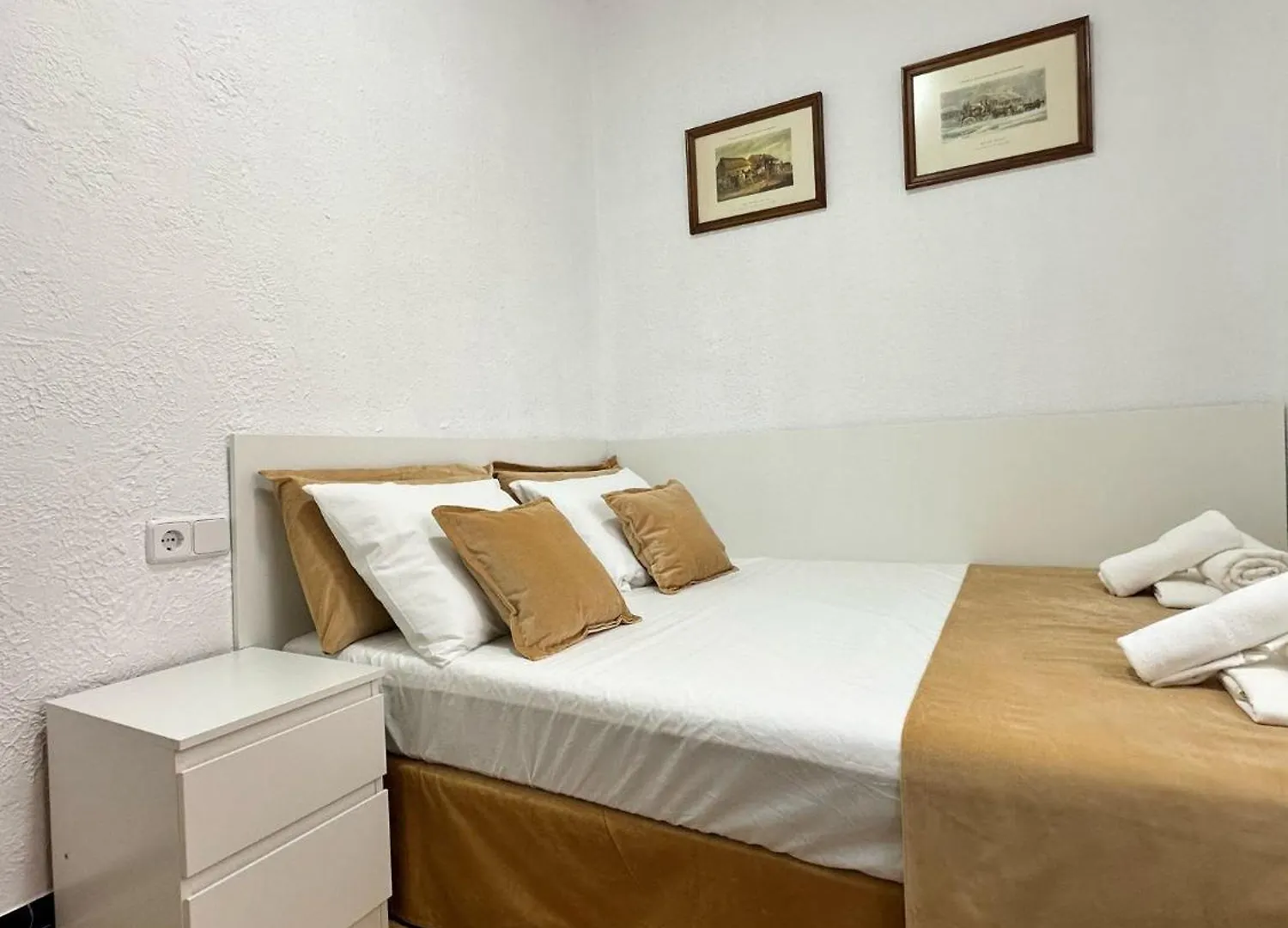 Homestay Mi Casa Es Tu Casa Apartment L'Hospitalet de Llobregat Spain