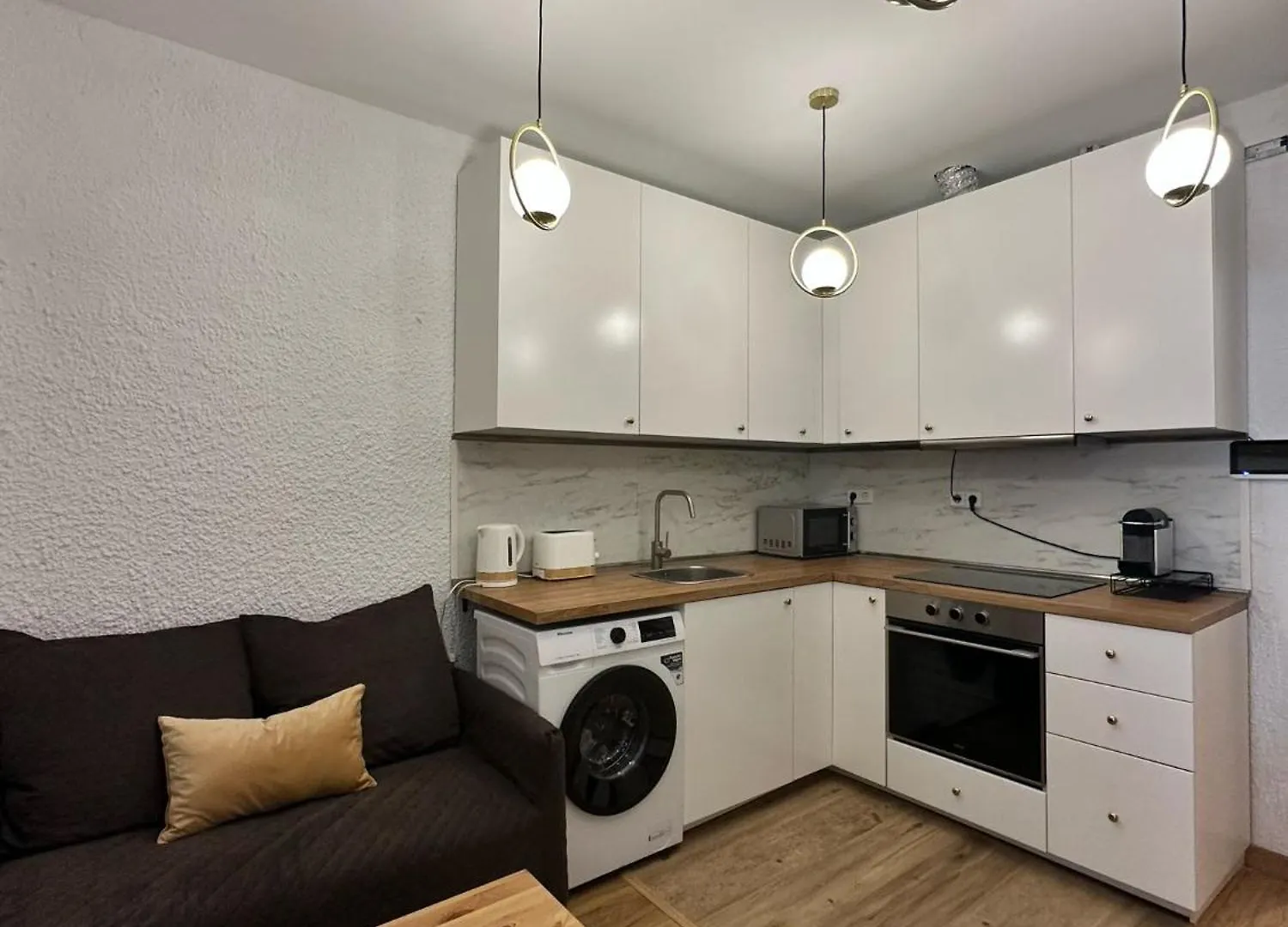 Mi Casa Es Tu Casa Apartment L'Hospitalet de Llobregat Homestay